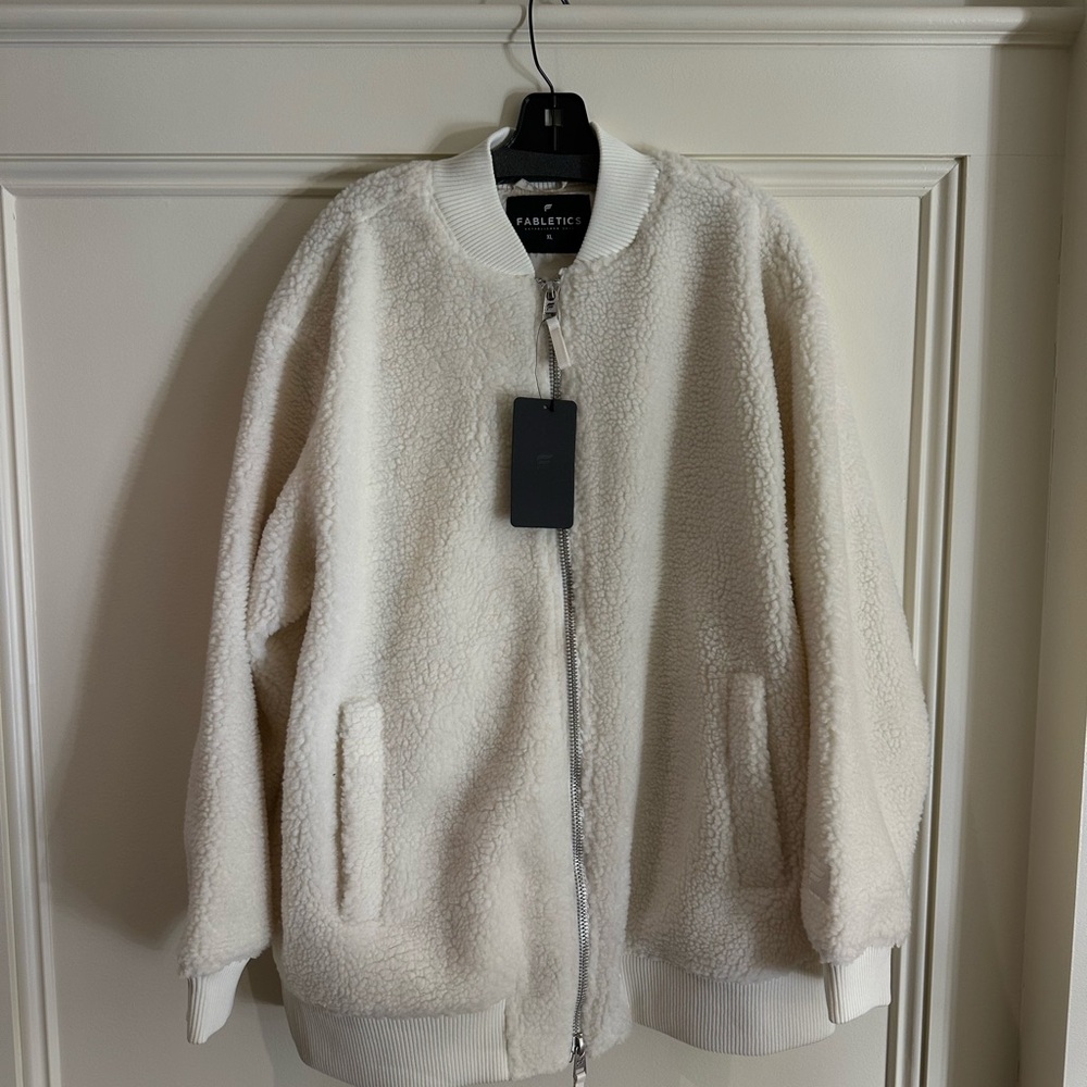 FABLETICS Cozy Shearling like bomber jacket USXL - Picture 4 of 10
